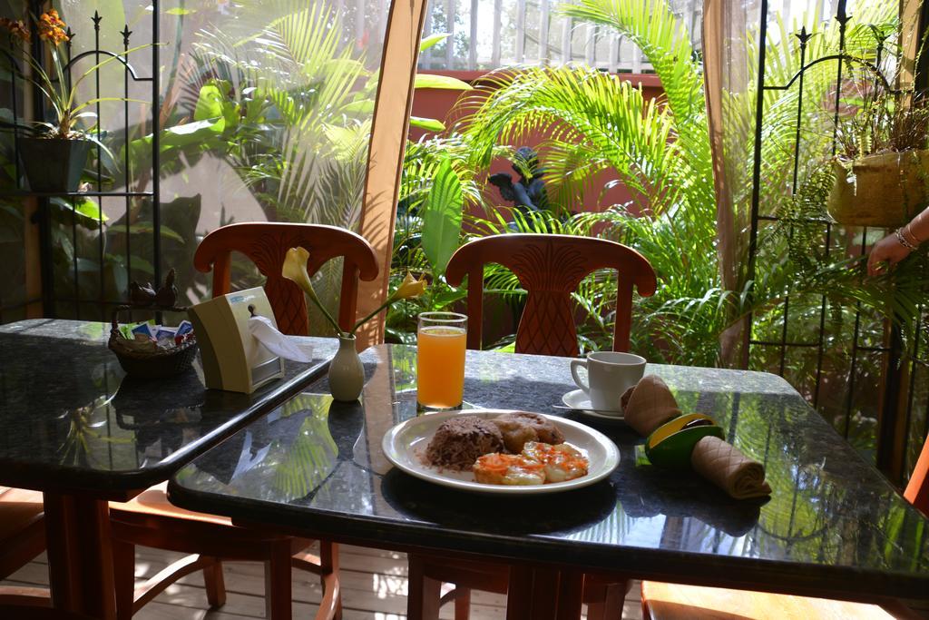 Hotel Aloha Манагуа Экстерьер фото